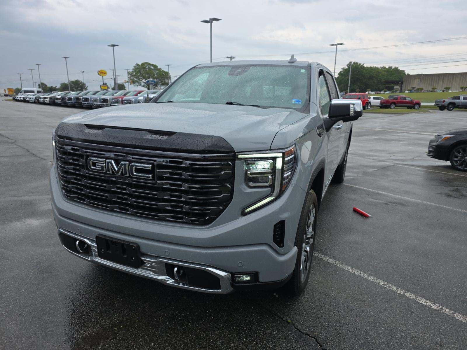 2025 GMC Sierra 1500 Denali Ultimate Crew Cab Short Bed 5SB — photograph 3